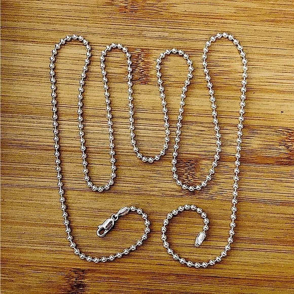 $87  Italian 36 Inch Estate Chain  Sterling  20.6 Grams  Marked MILOR 925 ITALY - Picture 3 of 5